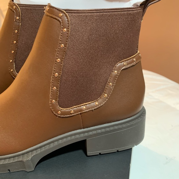 NEW COACH LORY LEATHER BOOTIE - Picture 2 of 6